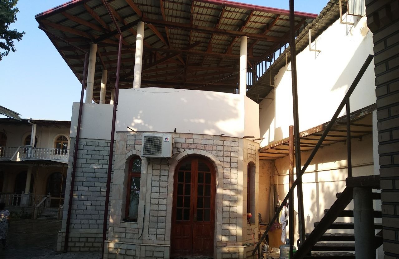Sotiladi 9 xonali hovli · Mirzo Ulug‘bek — surat 8