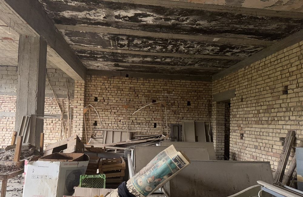 For sale 12-room house, 6 m² · Almazar — photo 9