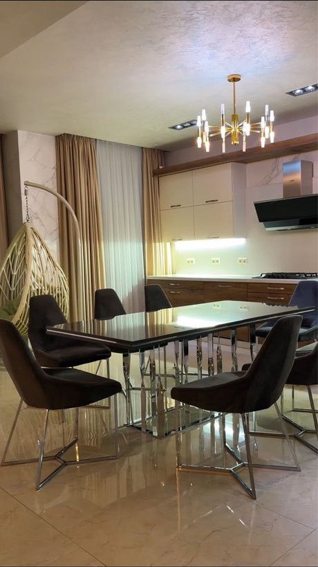 Продаётся 3-комн. квартира, 183 м² · Мирзо-Улугбек — фото 1