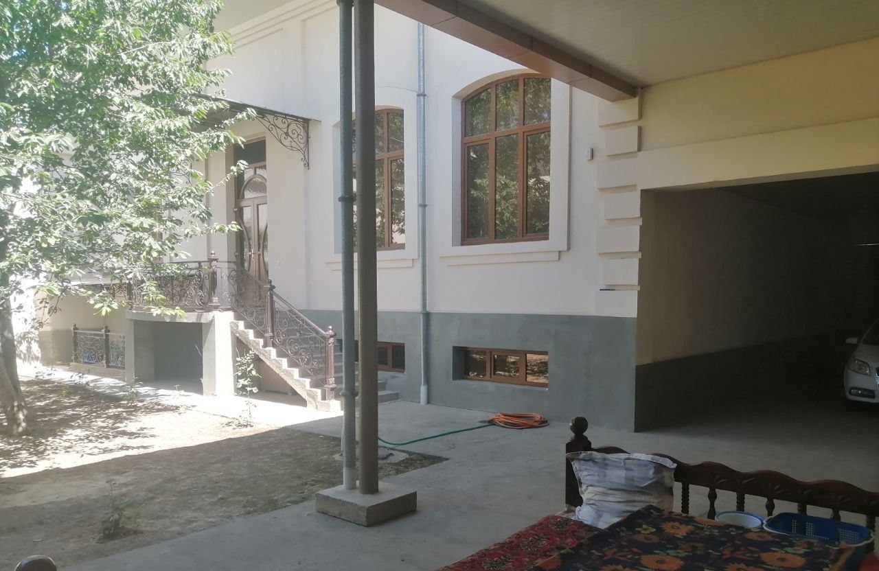 Sotiladi 10 xonali hovli · Uchtepa — surat 3