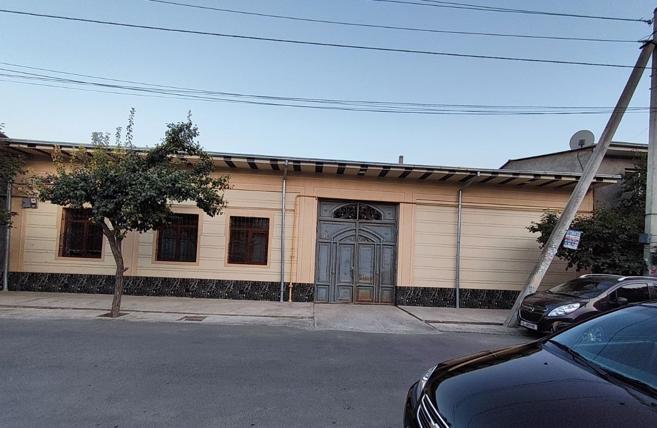 Sotiladi 9 xonali hovli, 176.2 m² · Yakkasaroy — surat 9