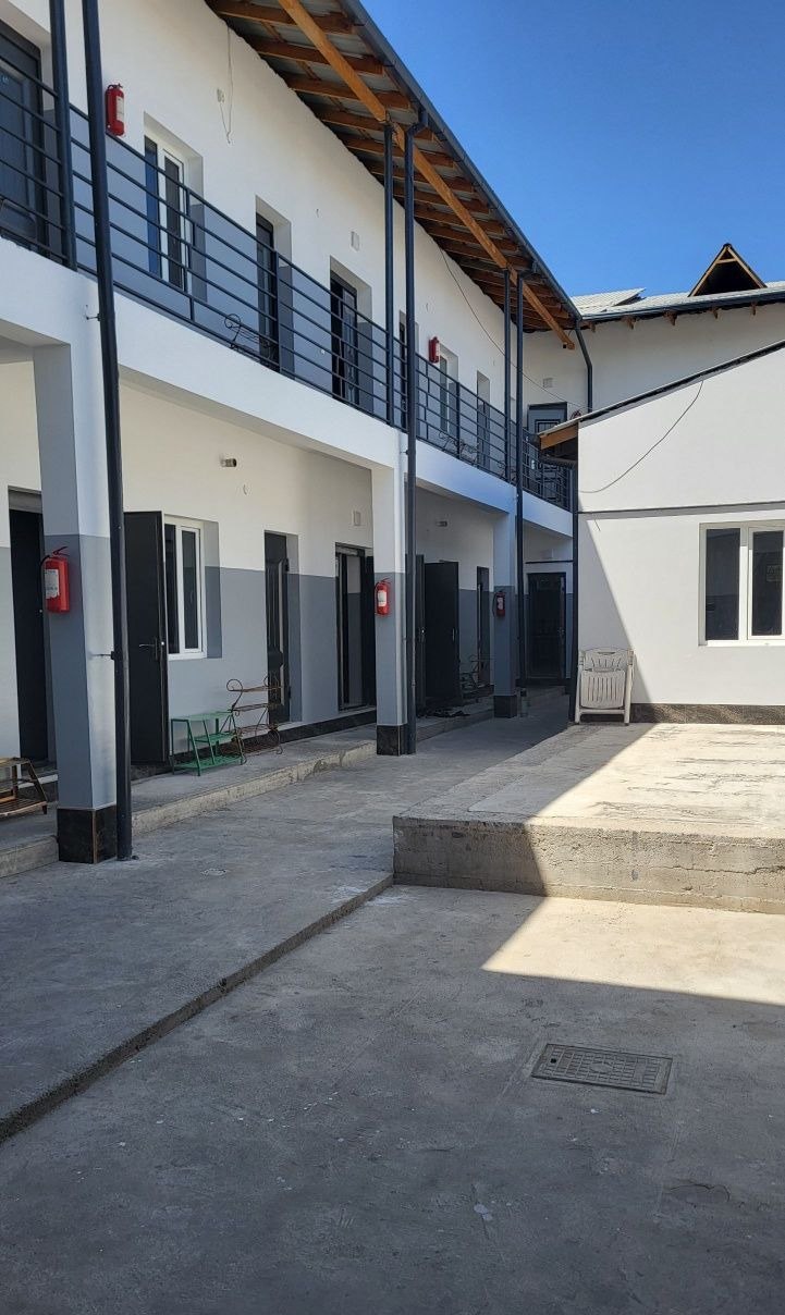 For sale 20-room house, 600 m² · Mirabad — photo 2