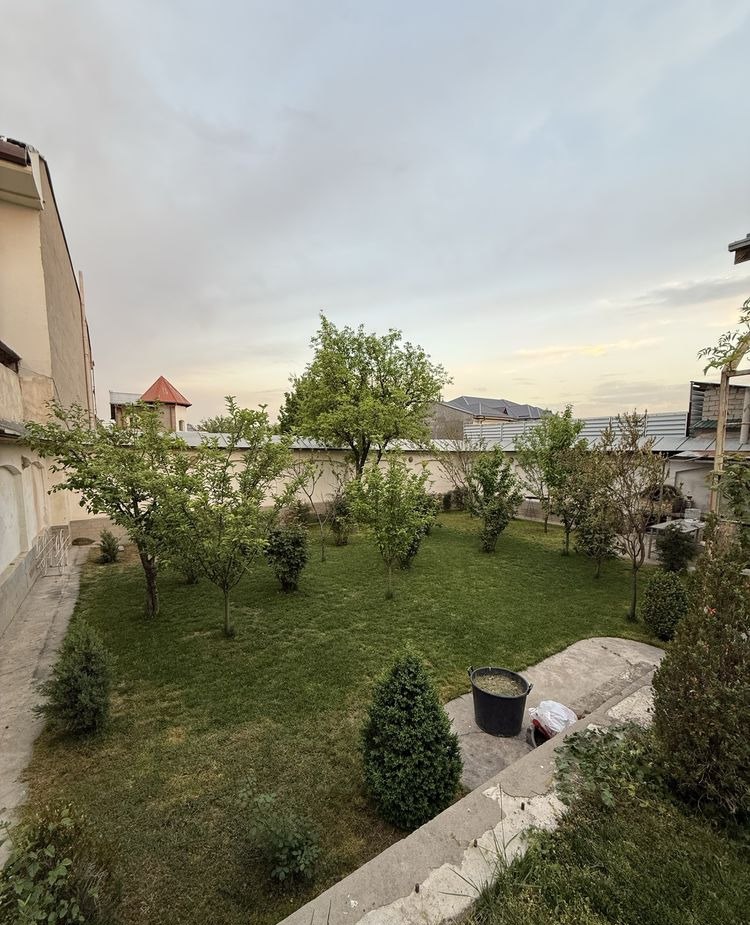 Sotiladi 10 xonali hovli, 1 m² · Mirzo Ulug‘bek — surat 6