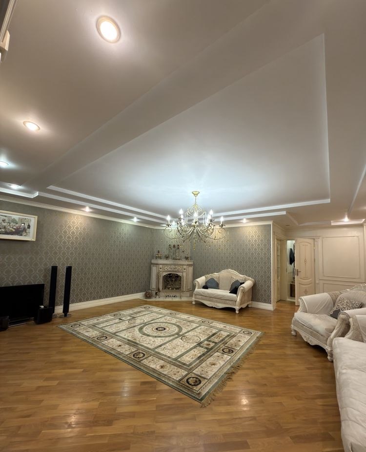 For sale 5-room house · Mirzo-Ulugbek — photo 1