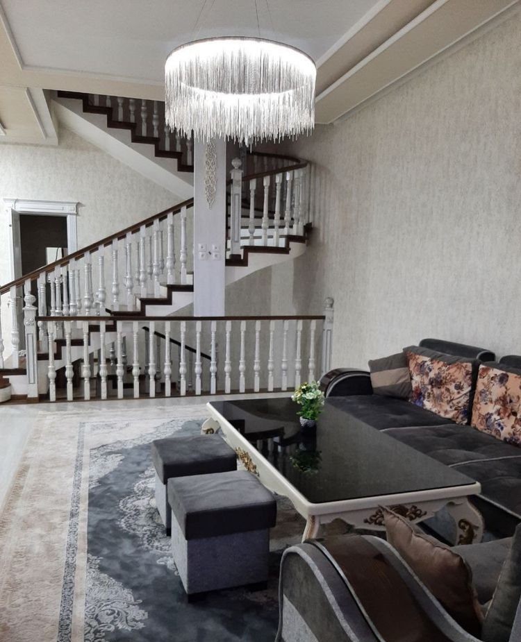 Sotiladi 8 xonali hovli, 750 m² · Mirzo Ulug‘bek — surat 3