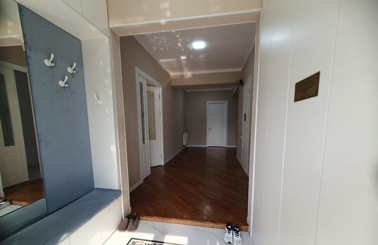 For sale 7-room house · Almazar — photo 3