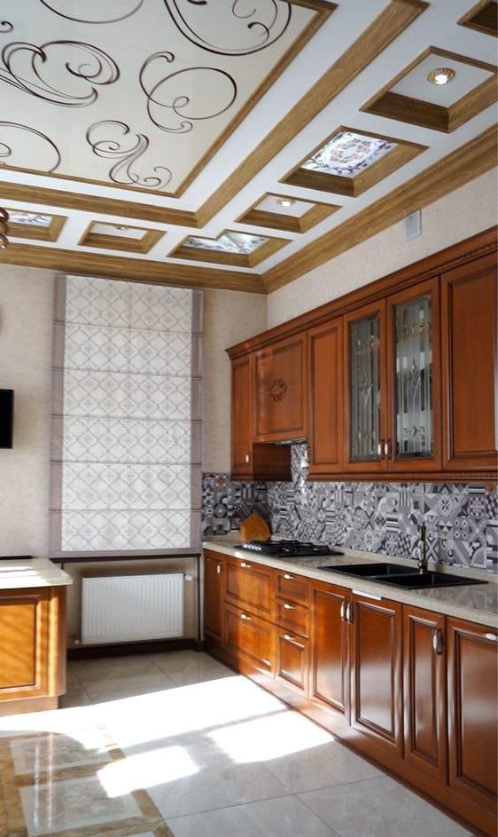 For sale 10-room house, 500 m² · Almazar — photo 3