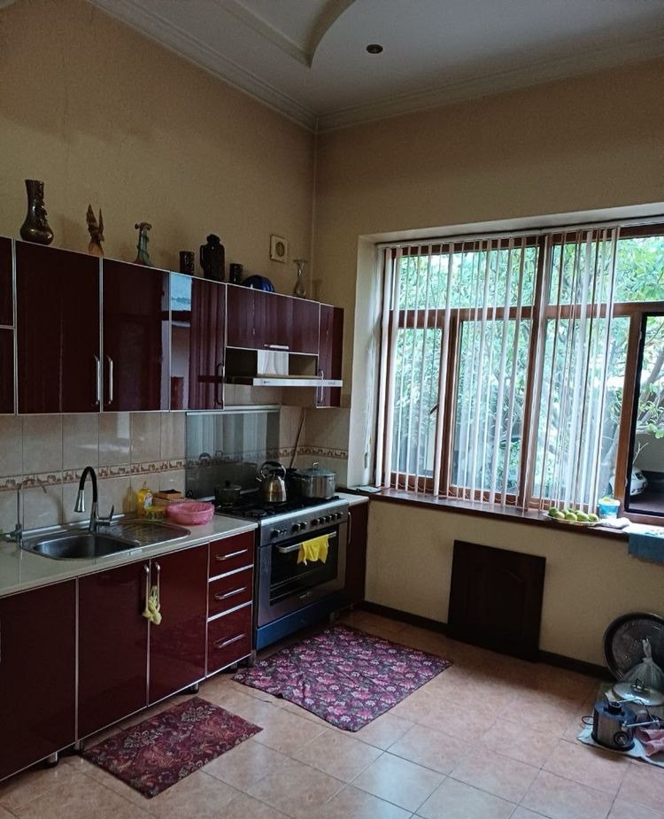 Sotiladi 7 xonali hovli · Mirzo Ulug‘bek — surat 5