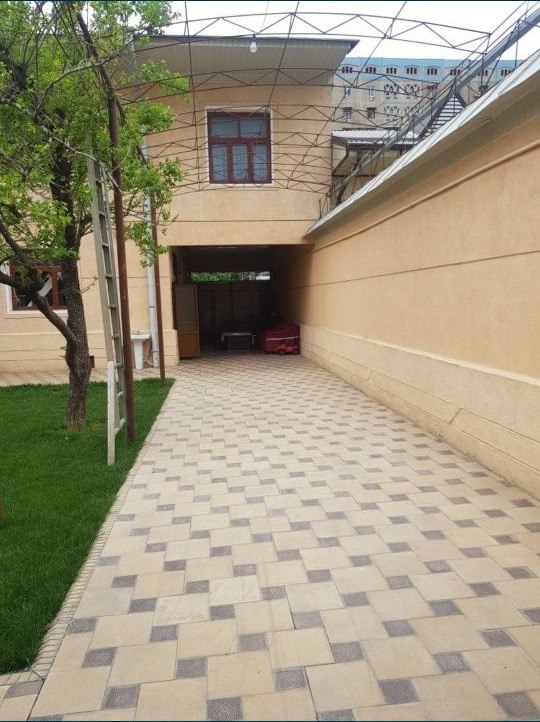 For sale 8-room house, 700 m² · Yunusabad — photo 1
