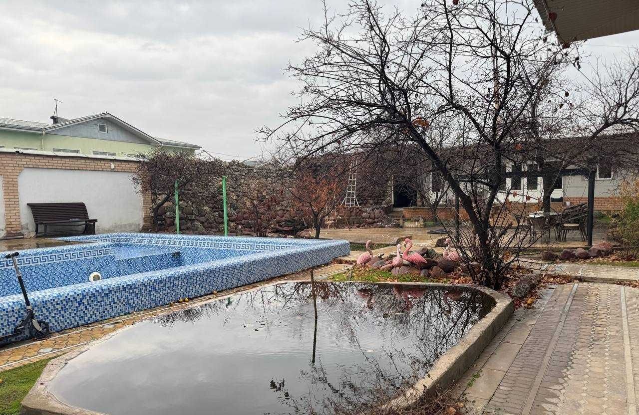 Sotiladi 10 xonali hovli, 1 m² · Mirzo Ulug‘bek — surat 8