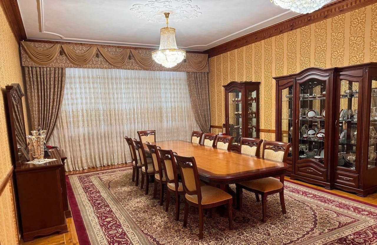 Sotiladi 10 xonali hovli, 1 m² · Mirzo Ulug‘bek — surat 5