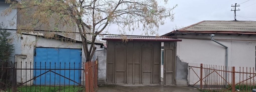 Sotiladi 4 xonali hovli, 120 m² · Mirzo Ulug‘bek — surat 1