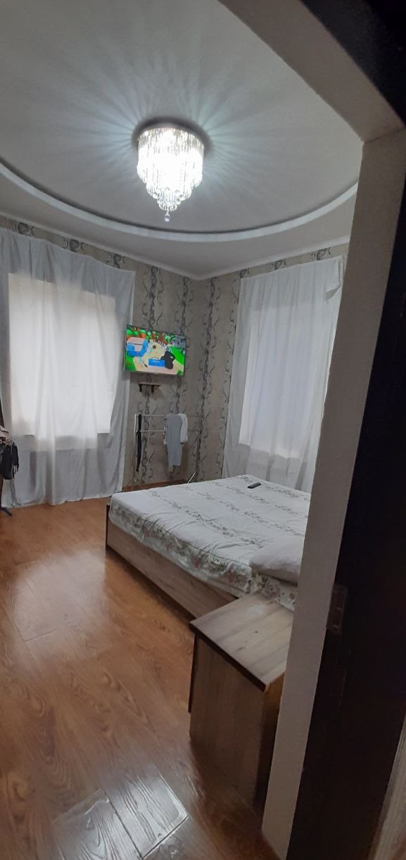 Sotiladi 8 xonali hovli · Mirzo Ulug‘bek — surat 3