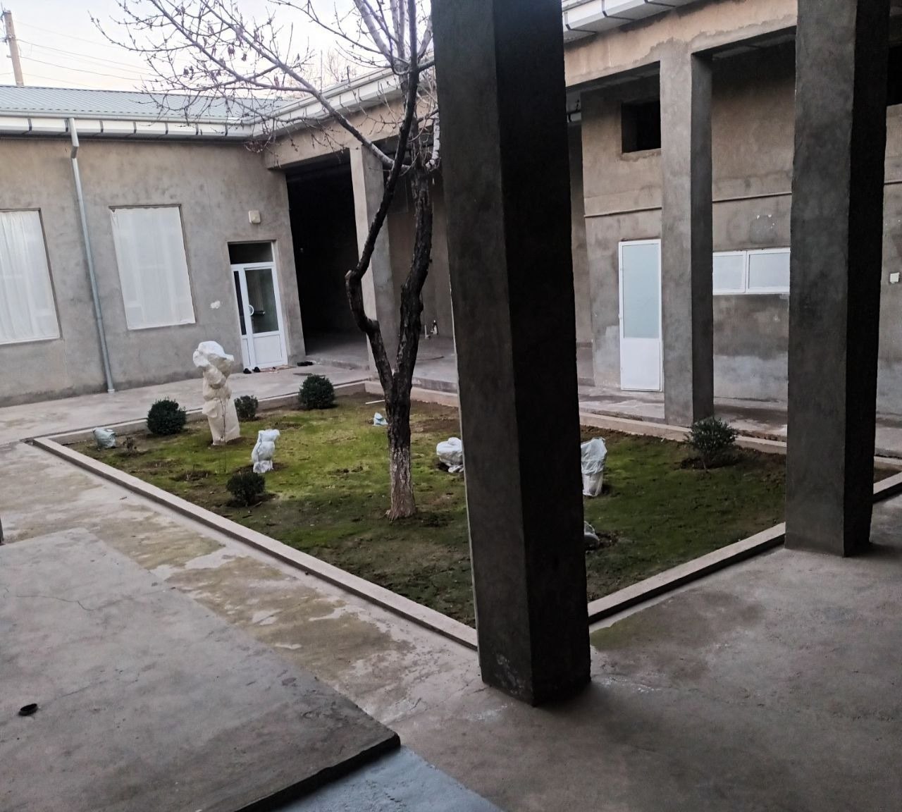 Sotiladi 9 xonali hovli · Chilonzor — surat 2