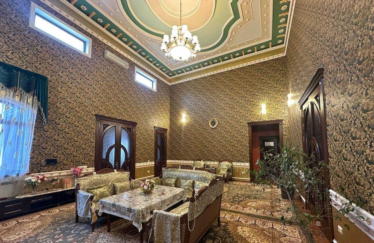 Продаётся 10-комн. дом, 550 м² · Юнусабад — фото 1