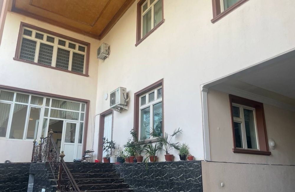 Sotiladi 14 xonali hovli, 500 m² · Yunusobod — surat 4