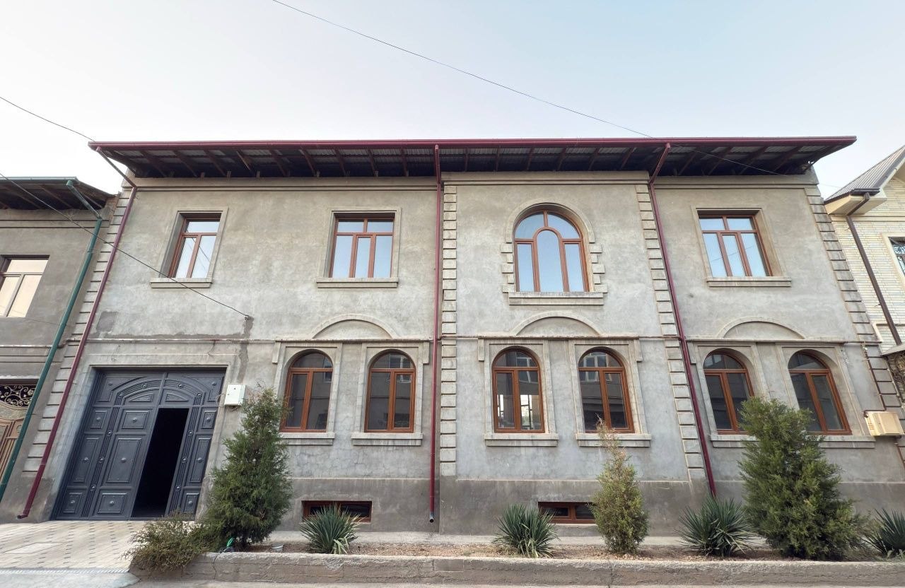 For sale 9-room house, 400 m² · Yunusabad — photo 1