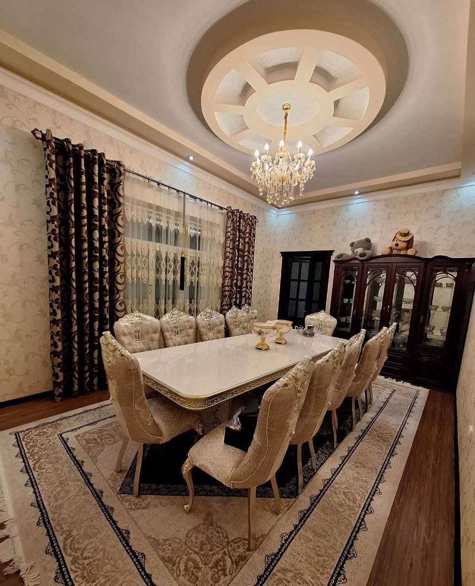 For sale 6-room house · Yunusabad — photo 1
