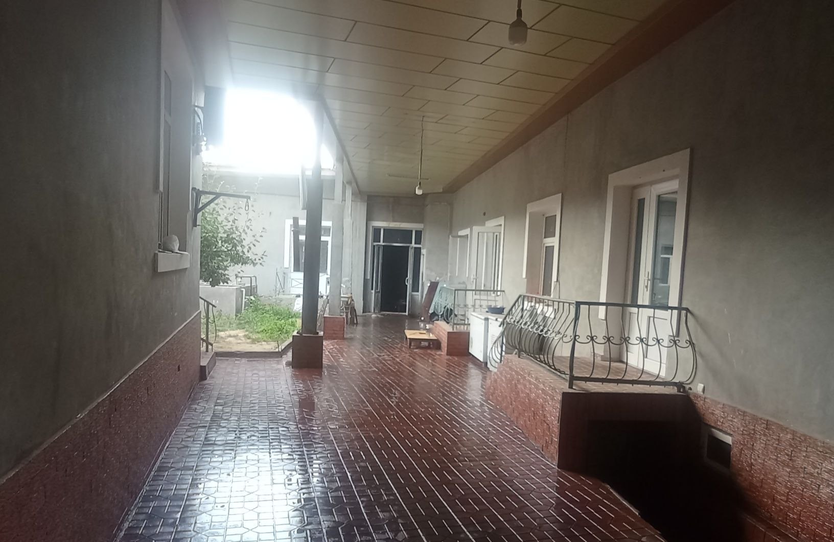 For sale 6-room house, 580 m² · Yashnabad — photo 3