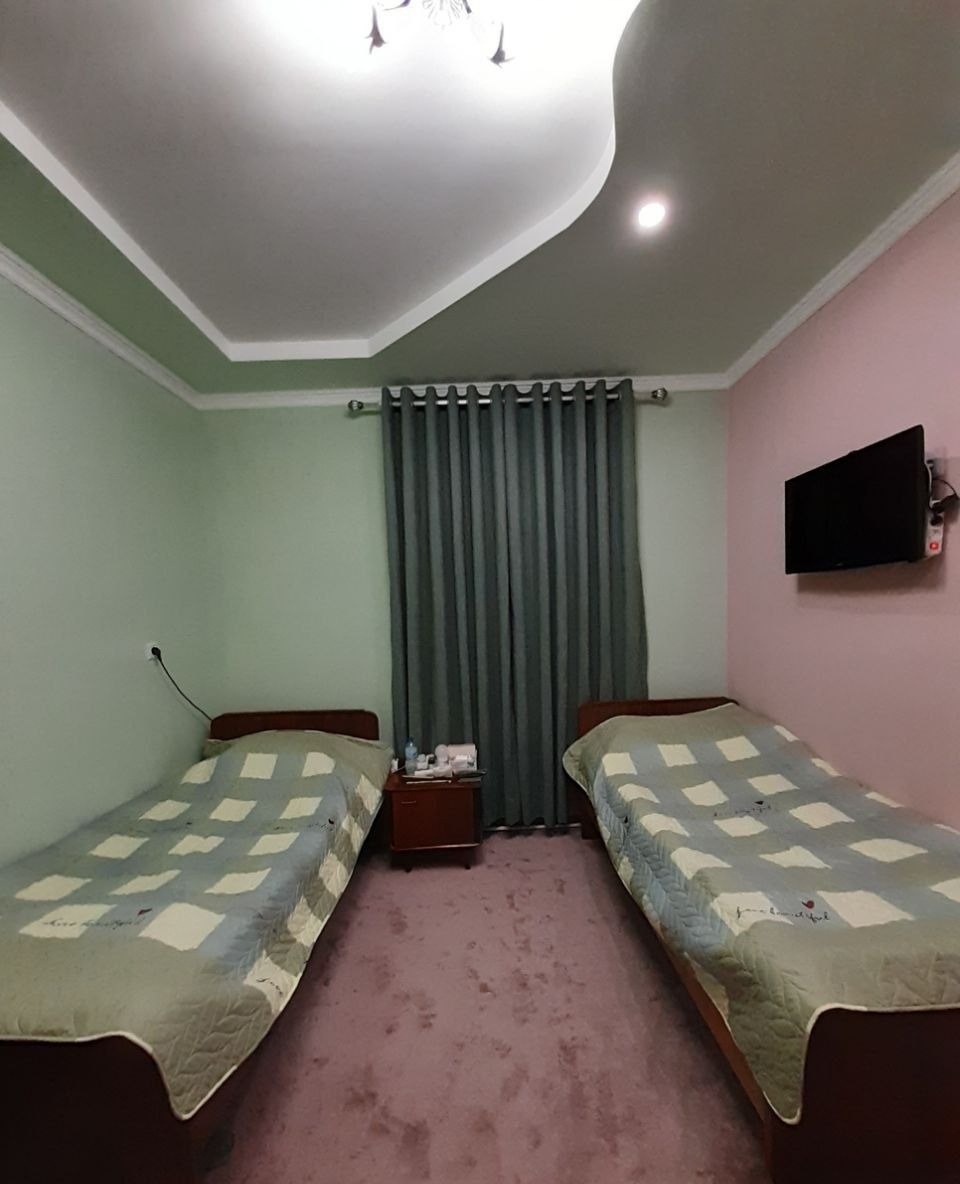 For sale 7-room house, 250 m² · Yakkasaray — photo 2