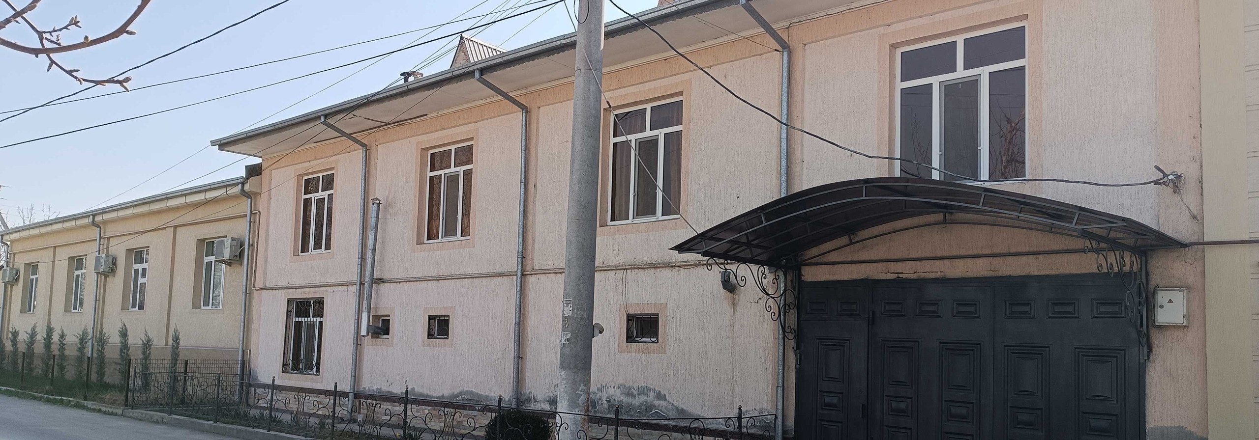 Sotiladi 13 xonali hovli, 800 m² · Mirzo Ulug‘bek — surat 1