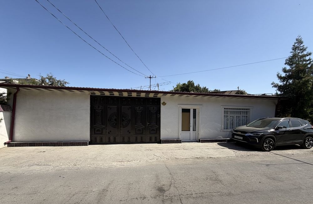 Sotiladi 5 xonali hovli, 1 m² · Olmazor — surat 1