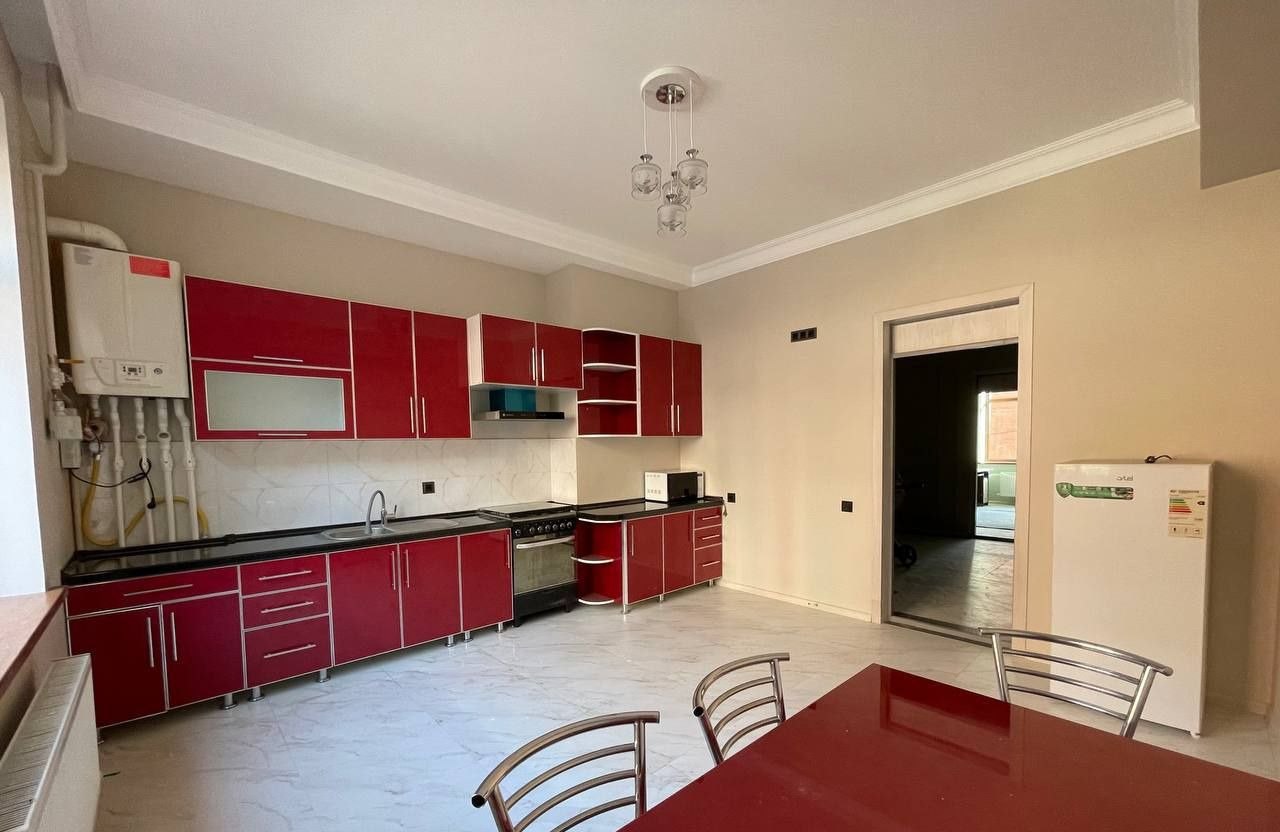 For rent 4-room apartment, 150 m² · Mirzo-Ulugbek — photo 6
