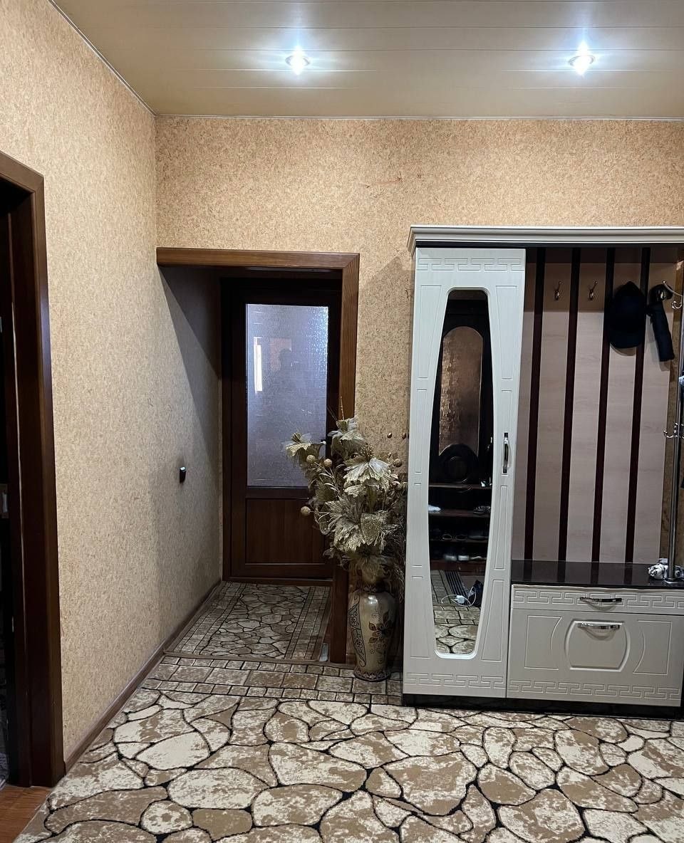 Sotiladi 3 xonali xonadon, 85 m² · Olmazor — surat 1
