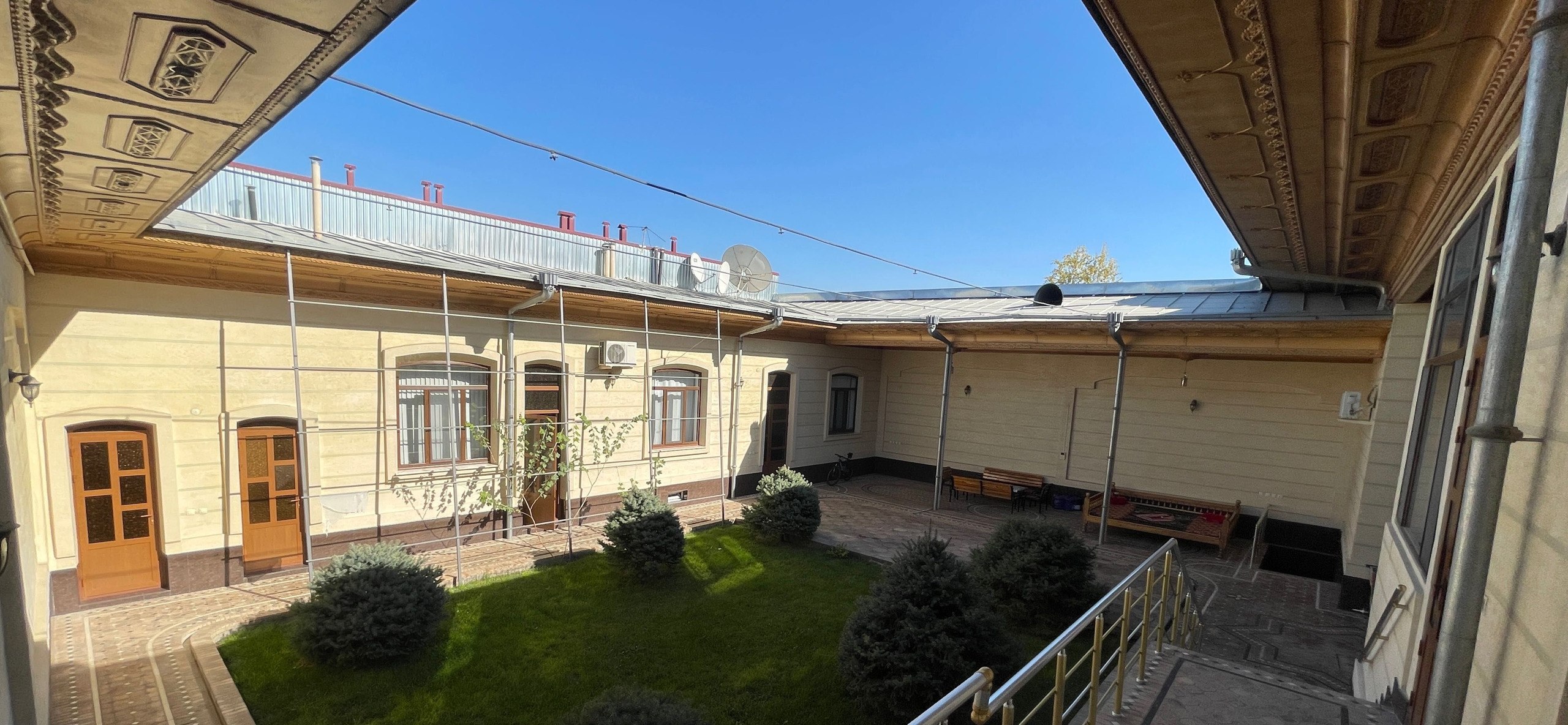 For sale 8-room house · Almazar — photo 3