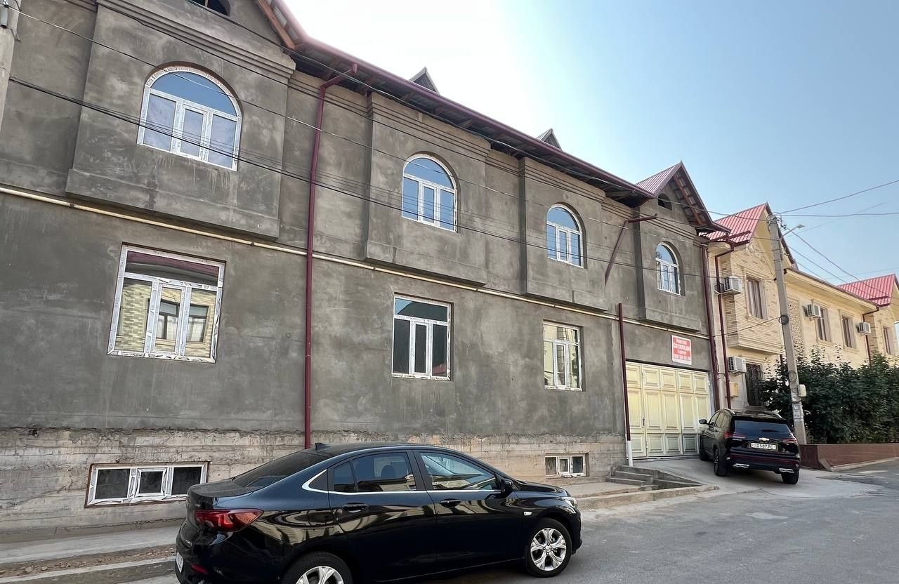 For sale 10-room house · Mirzo-Ulugbek — photo 1