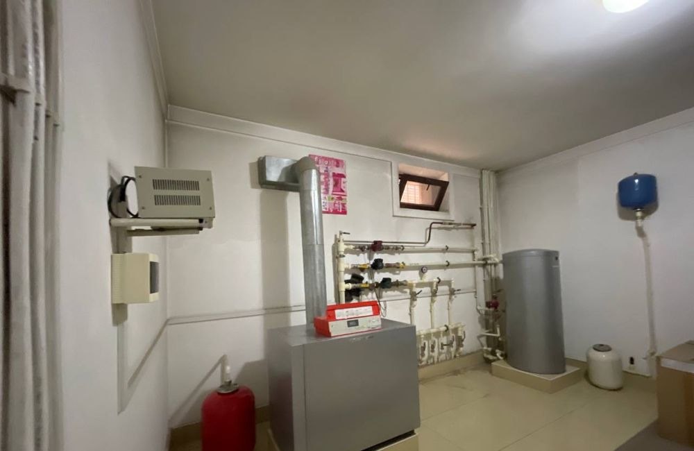 Sotiladi 8 xonali hovli, 600 m² · Yakkasaroy — surat 6