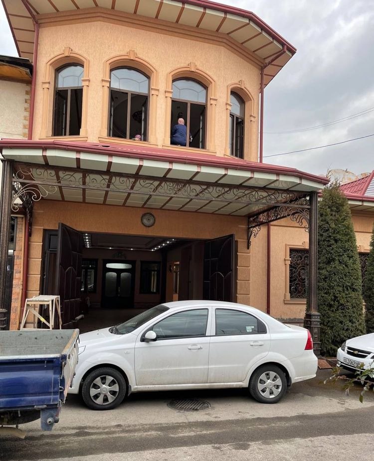 For sale 13-room house · Yunusabad — photo 2
