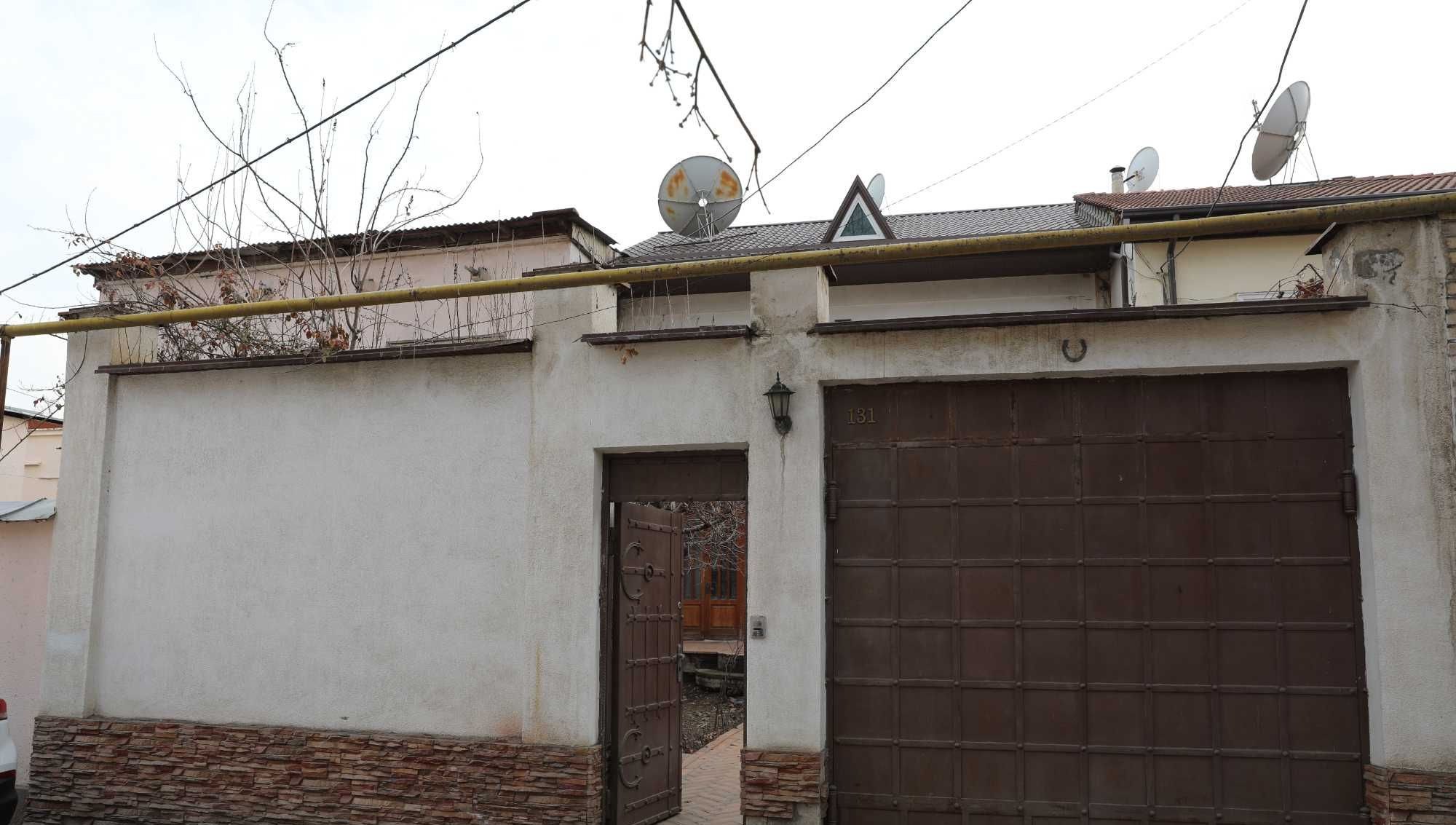 For sale 6-room house · Yunusabad — photo 1