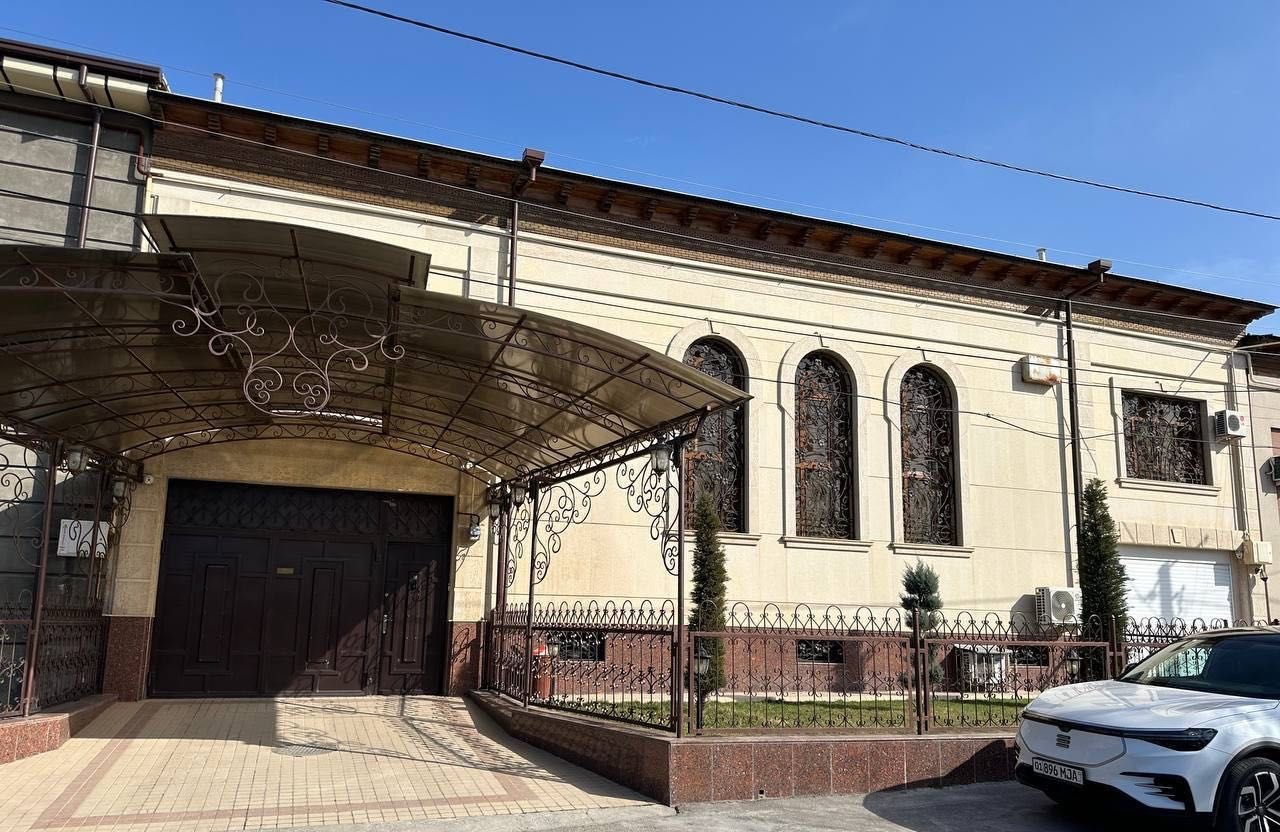 For sale 14-room house, 244 m² · Uchtepa — photo 1