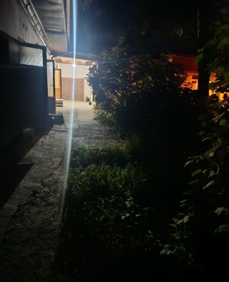 Sotiladi 7 xonali hovli · Mirzo Ulug‘bek — surat 2