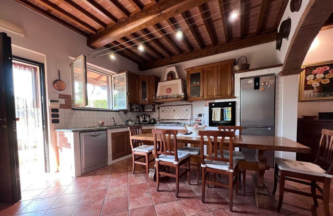 For sale 6-room house, 200 m² · Yunusabad — photo 4