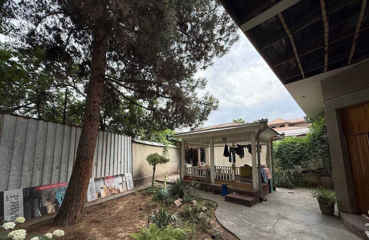 Sotiladi 4 xonali hovli, 289 m² · Mirzo Ulug‘bek — surat 3