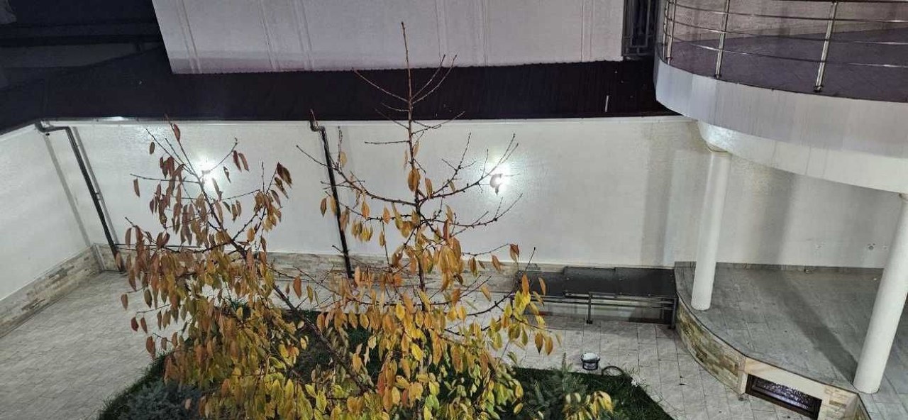 Sotiladi 7 xonali hovli, 184.58 m² · Mirzo Ulug‘bek — surat 4