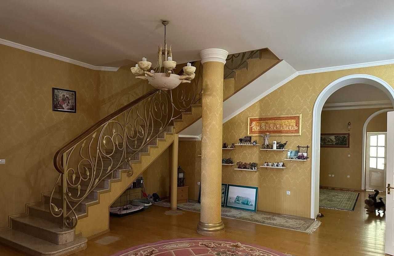 For sale 9-room house, 472 m² · Mirzo-Ulugbek — photo 2