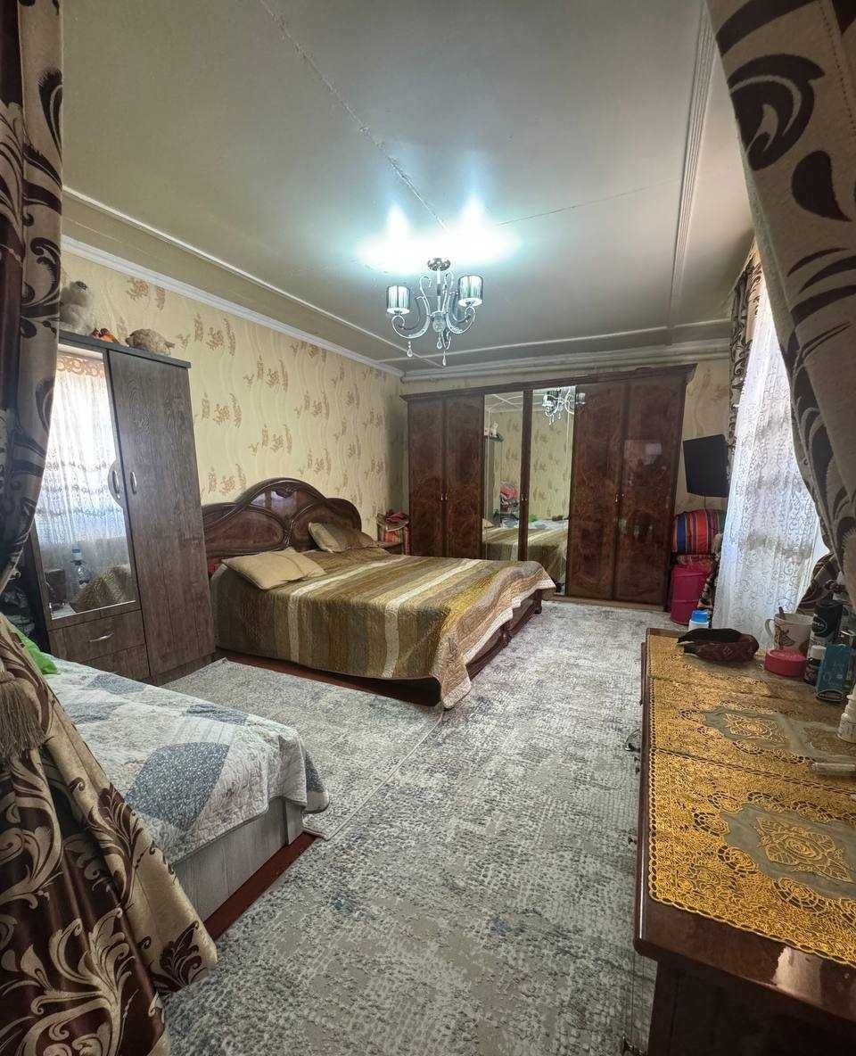 Sotiladi 6 xonali hovli · Mirzo Ulug‘bek — surat 9