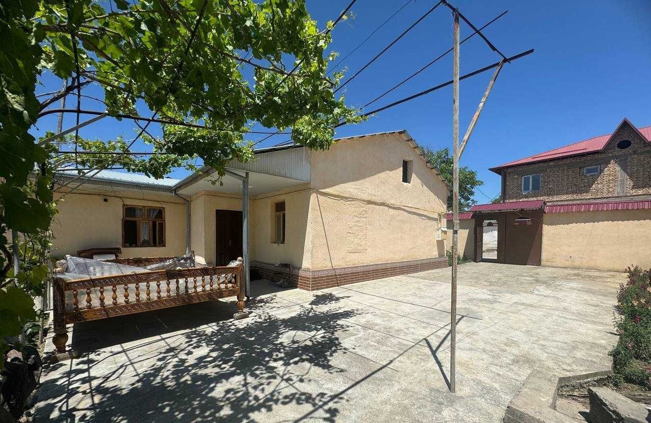 Sotiladi 6 xonali hovli · Mirzo Ulug‘bek — surat 2