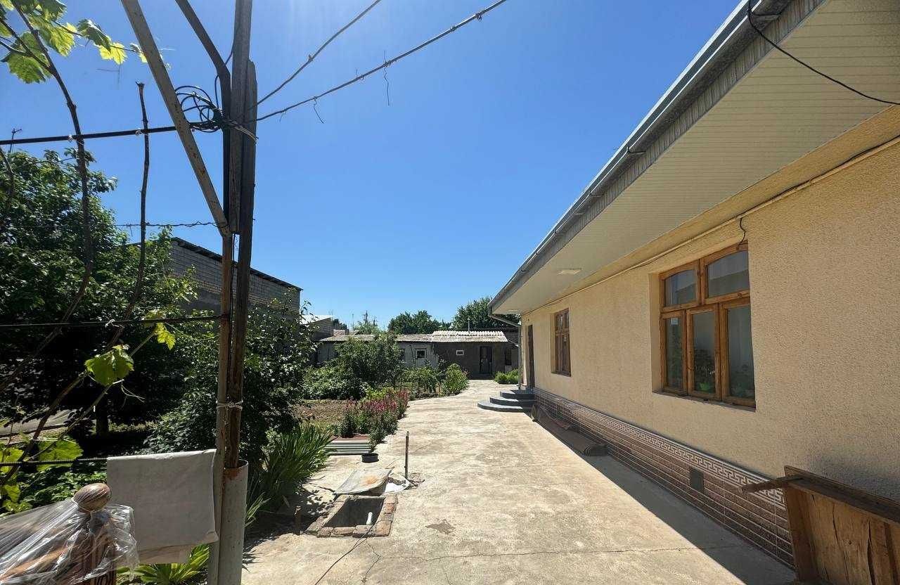 Sotiladi 6 xonali hovli · Mirzo Ulug‘bek — surat 3