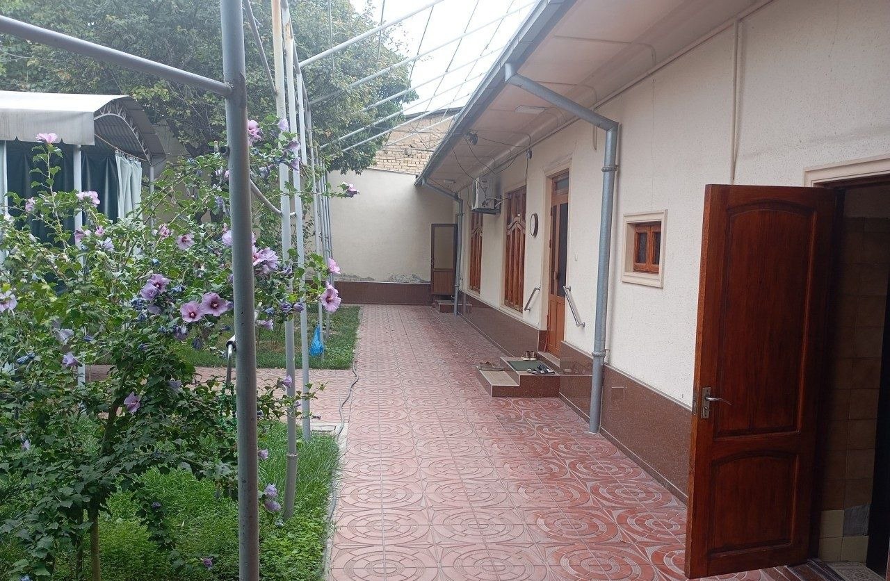 Sotiladi 11 xonali hovli · Chilonzor — surat 3