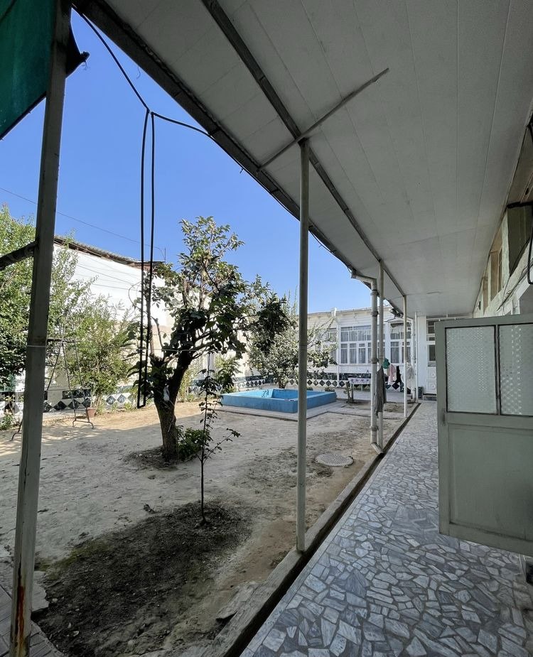 Sotiladi 14 xonali hovli · Uchtepa — surat 5