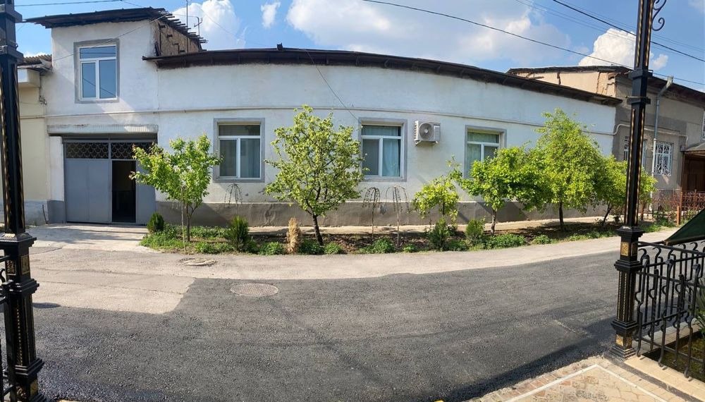 Sotiladi 8 xonali hovli · Olmazor — surat 2