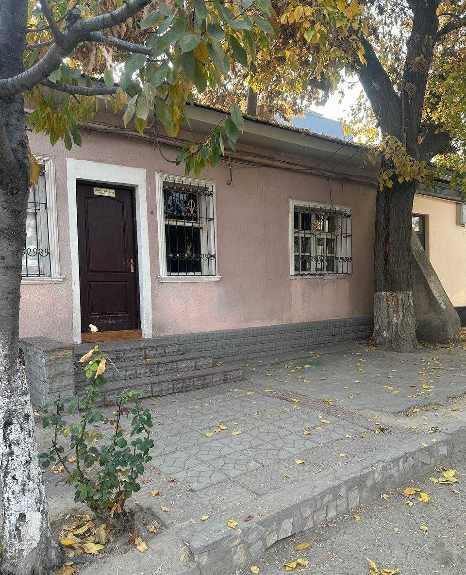 Sotiladi 7 xonali hovli, 100 m² · Olmazor — surat 1
