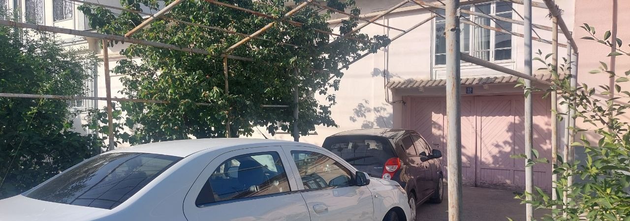 Sotiladi 9 xonali hovli · Uchtepa — surat 1