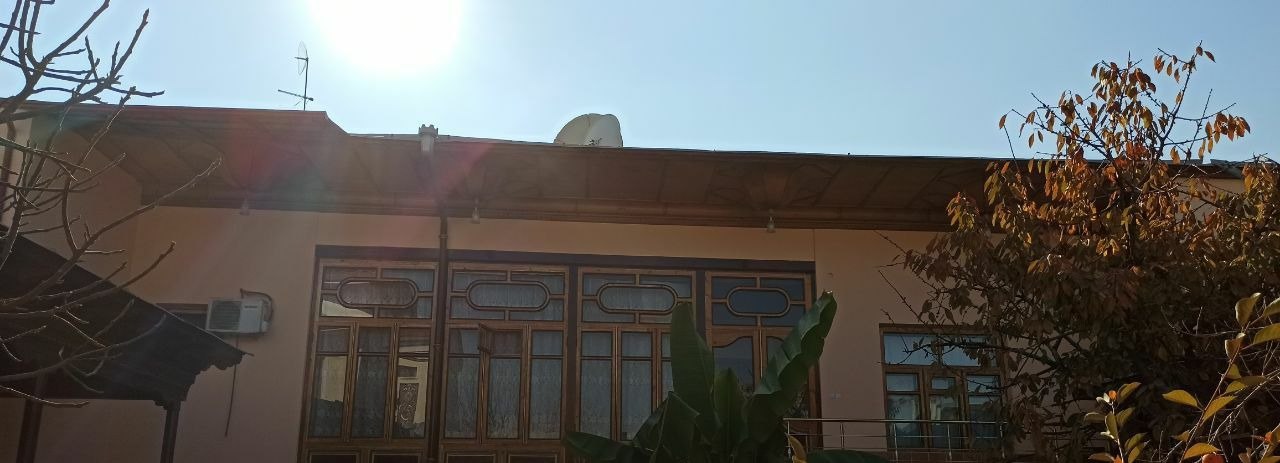 Sotiladi 12 xonali hovli · Uchtepa — surat 2