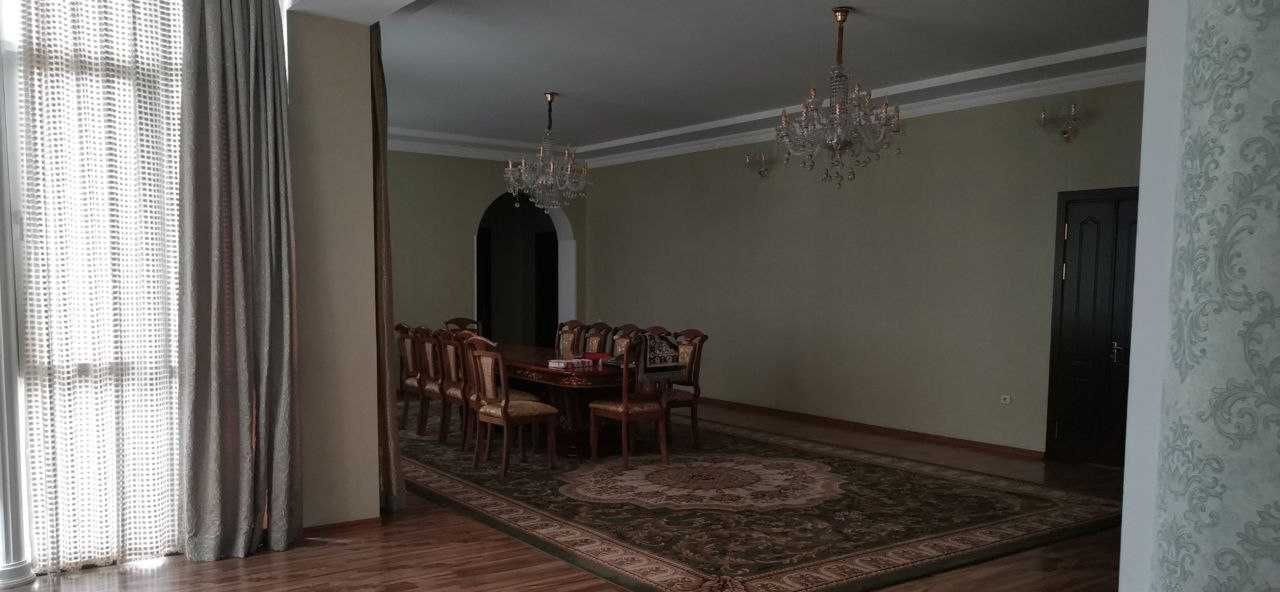 Sotiladi 4 xonali hovli, 200 m² · Yunusobod — surat 9