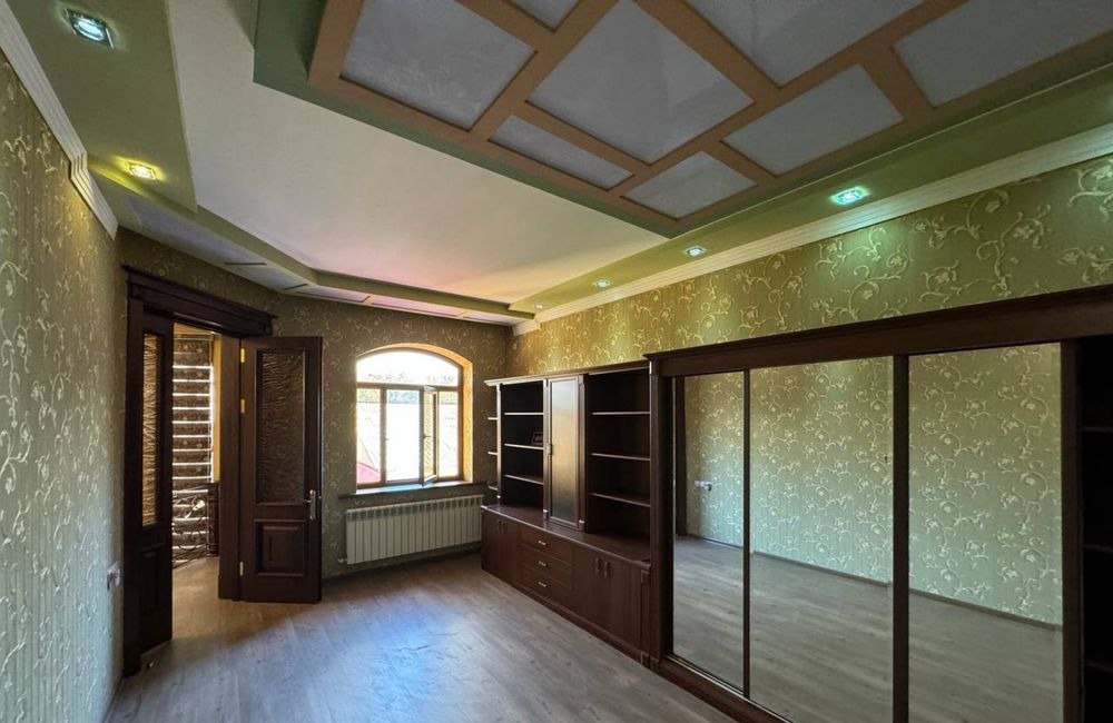 Sotiladi 8 xonali hovli, 500 m² · Olmazor — surat 5